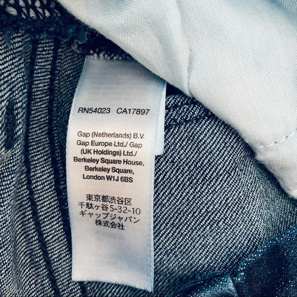 Baby Gap, Skinny Fit Jeans with button accents, size 4T - Picture 6 of 8